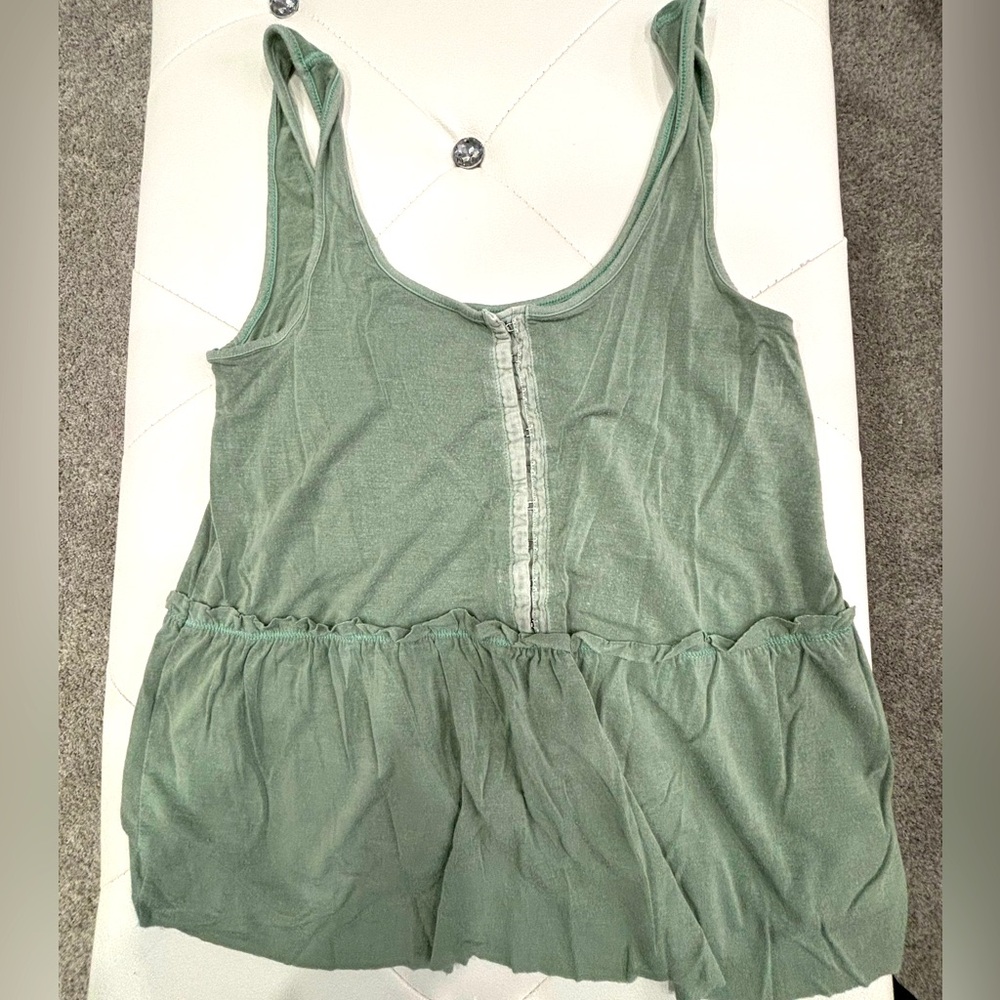 Green Sleeveless Top